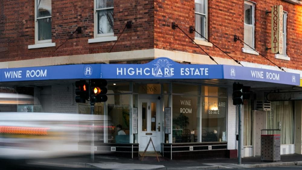 Highclare Estate Wine Room External wine tasting things to do launceston city park gates