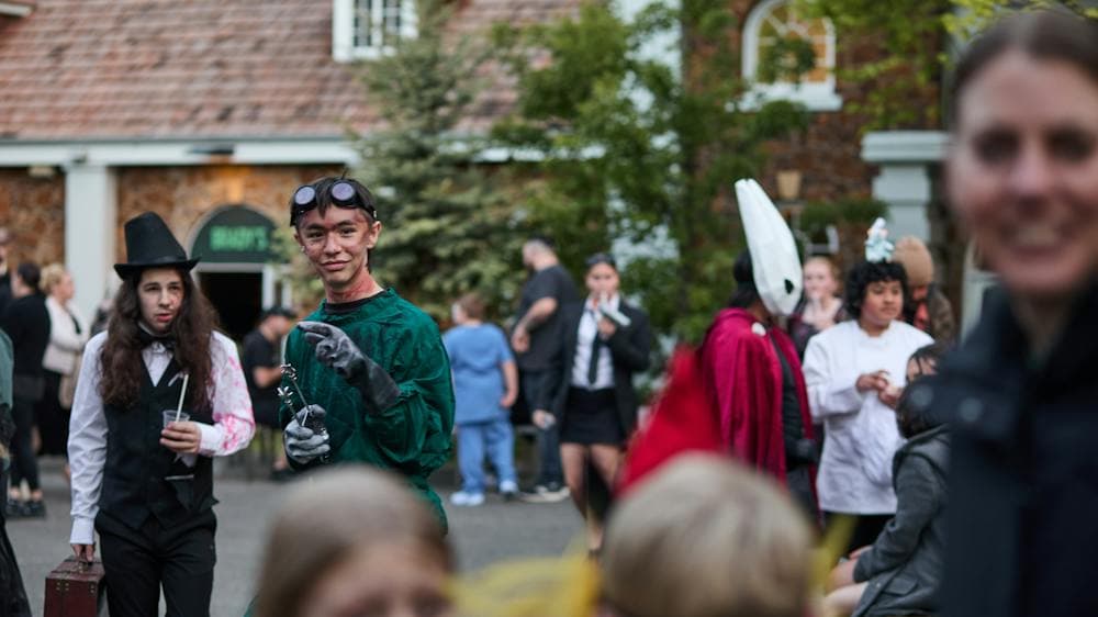 halloween crowd