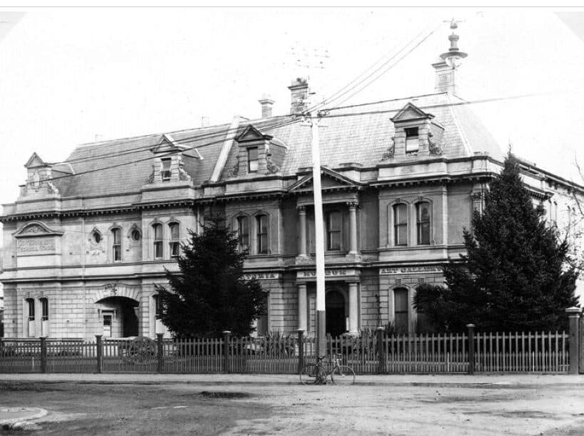 qvmag historical image